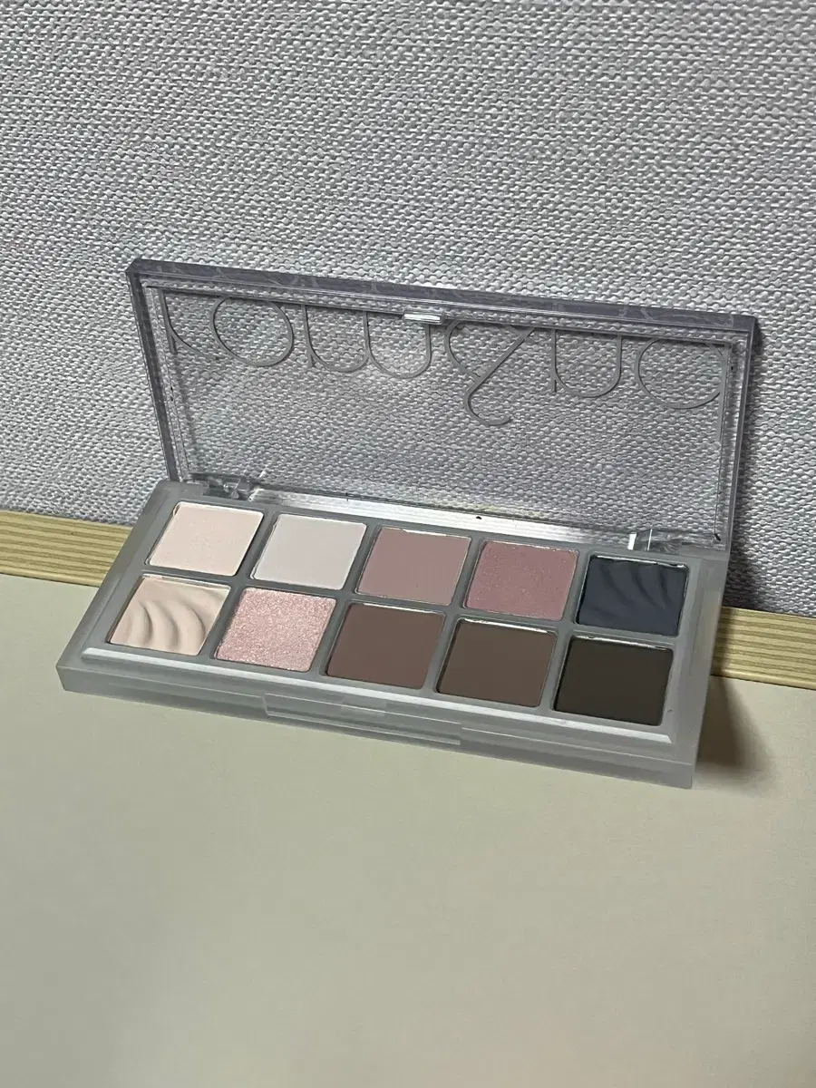 thumbnail-0